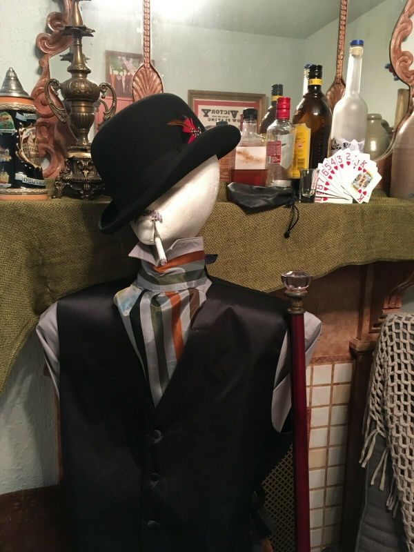 BAT MASTERSON ' S HAT&COSTUME From Saratoga Hat Shows/Free 69626047